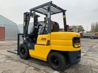 Вилочный автопогрузчик/автонавантажувач  Mitsubishi  на 2.5 тонны - <ro>Изображение</ro><ru>Изображение</ru> #4, <ru>Объявление</ru> #1697964