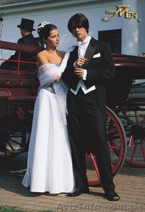 Мужская одежда и аксессуары