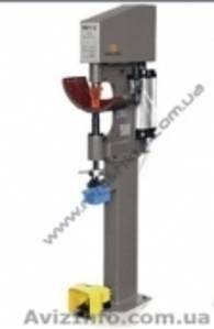 Пневматический станок для клепки / расклепки тормозных колодок