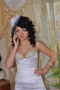 Продам вишукану весільну сукню!Не дорого! - <ro>Изображение</ro><ru>Изображение</ru> #1, <ru>Объявление</ru> #594962
