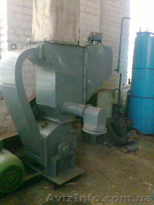 Дробилка зерновая ДБ-5-1.