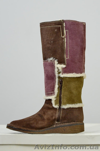 Сток обуви. Сапоги женские. Сделано в Италии. Обувь оптом.