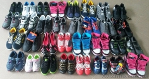 Новая спортивная обувь мужская/женская/детская. Лето. По 15 евро/кг.