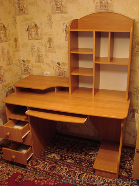 Комп'ютерний (письмовий) стіл - <ro>Изображение</ro><ru>Изображение</ru> #2, <ru>Объявление</ru> #1288016