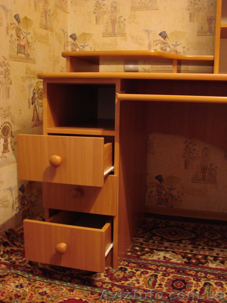 Комп'ютерний (письмовий) стіл - <ro>Изображение</ro><ru>Изображение</ru> #4, <ru>Объявление</ru> #1288016