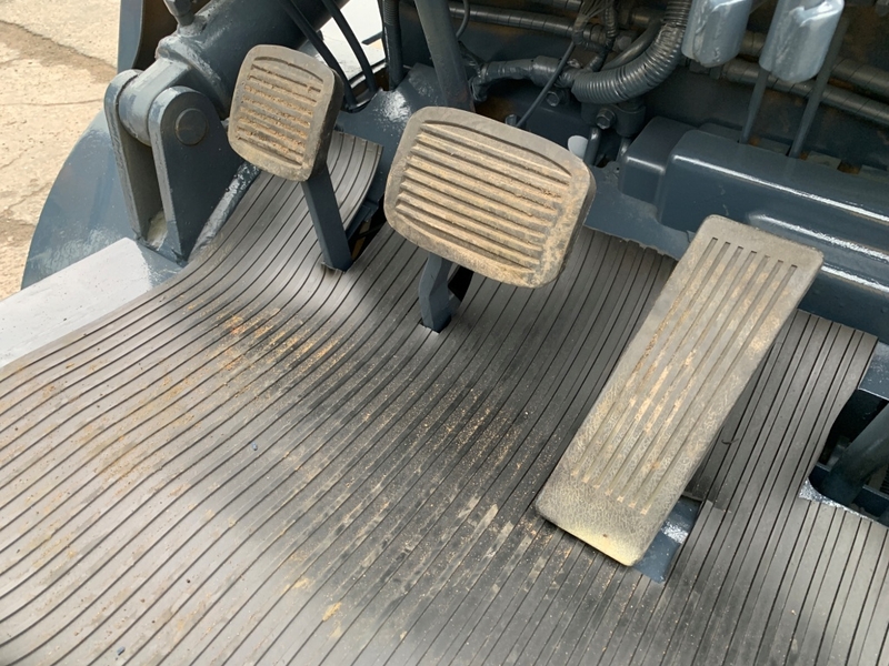 Вилочный автопогрузчик/автонавантажувач  Mitsubishi  на 2.5 тонны - <ro>Изображение</ro><ru>Изображение</ru> #8, <ru>Объявление</ru> #1697964