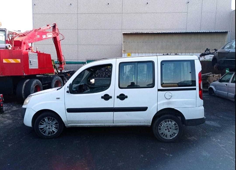 В розборі автомобіль Фіат Добло 2007 1,9 року, в наявності багато запчастин,за д - <ro>Изображение</ro><ru>Изображение</ru> #5, <ru>Объявление</ru> #1723923