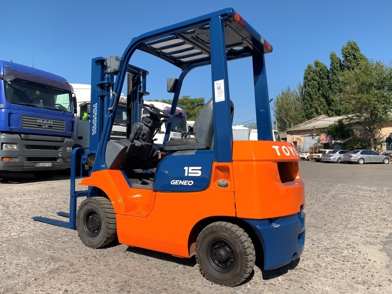 Вилочний автонавантажувач Toyota 7fg15, напрацювання 1458 м/год - <ro>Изображение</ro><ru>Изображение</ru> #3, <ru>Объявление</ru> #1727687